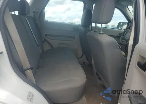 2011 Ford Escape Xls из США, поврежденный, VIN 1FMCU0C75BKB57794